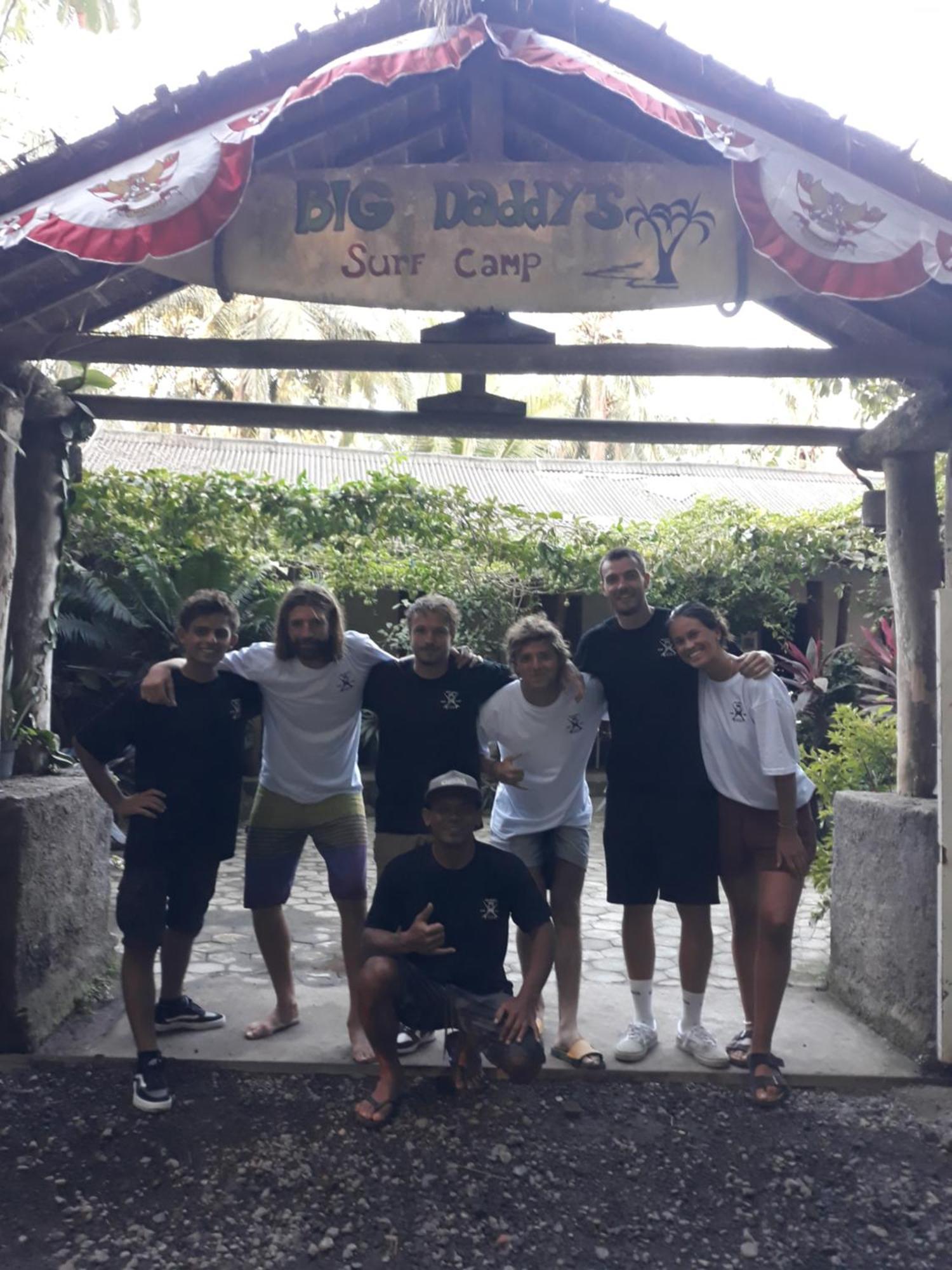 Big Daddy'S Surfcamp Διαμέρισμα Pasanggaran Εξωτερικό φωτογραφία